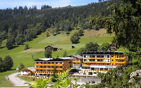 Azureva Club La Clusaz les Confins